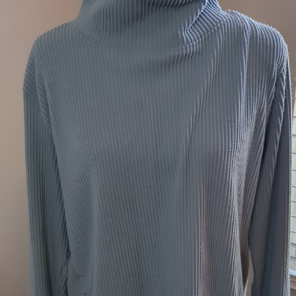 Jones New York Ribbed Gray Turtleneck Sweater